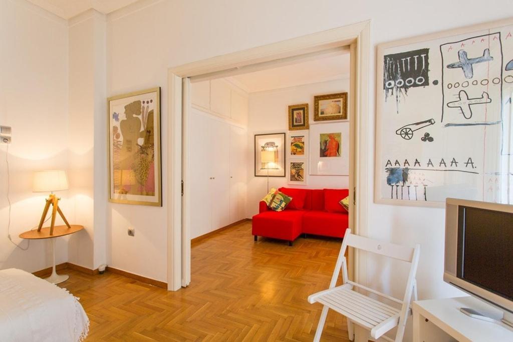 A Cozy Apt In Kolonaki Of Афины Экстерьер фото