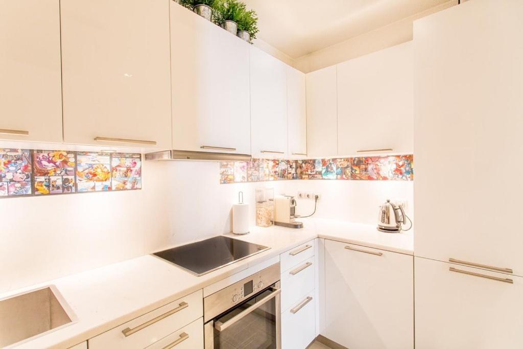 A Cozy Apt In Kolonaki Of Афины Экстерьер фото